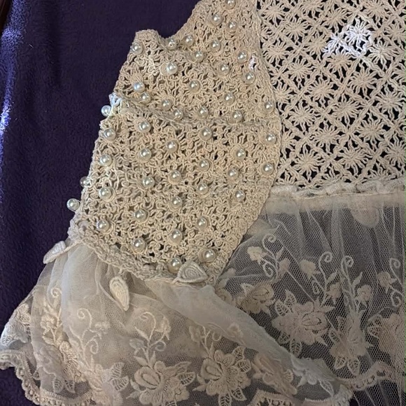 Forever 21 Cream Lace Embellished Blouse - Picture 3 of 7